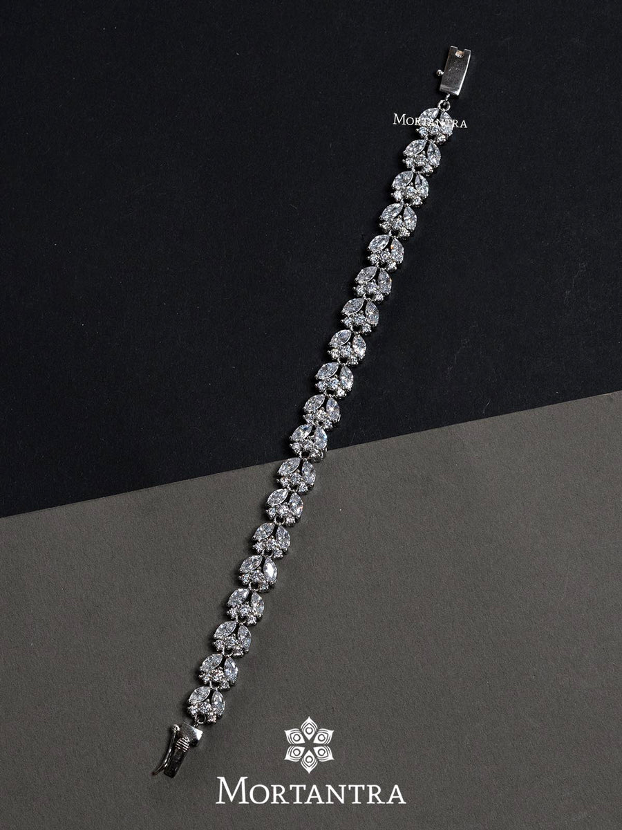 CZBRAC69 Faux Diamond Bracelet Mortantra