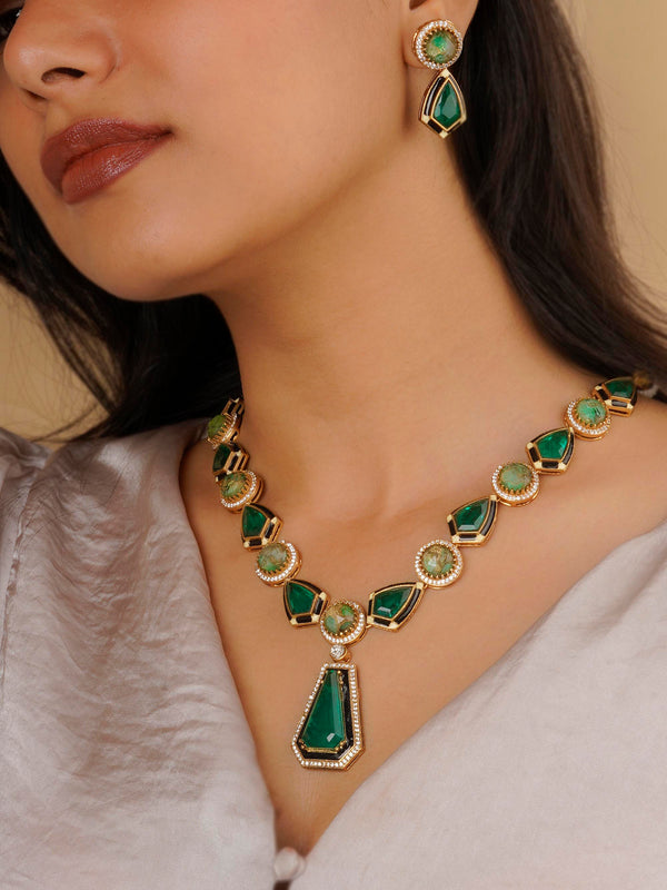 CC-S19GR - Green Color Gold Plated Contemporary Necklace Set