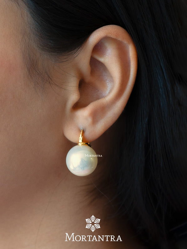 CSTEAR235- White Color Costume Earrings