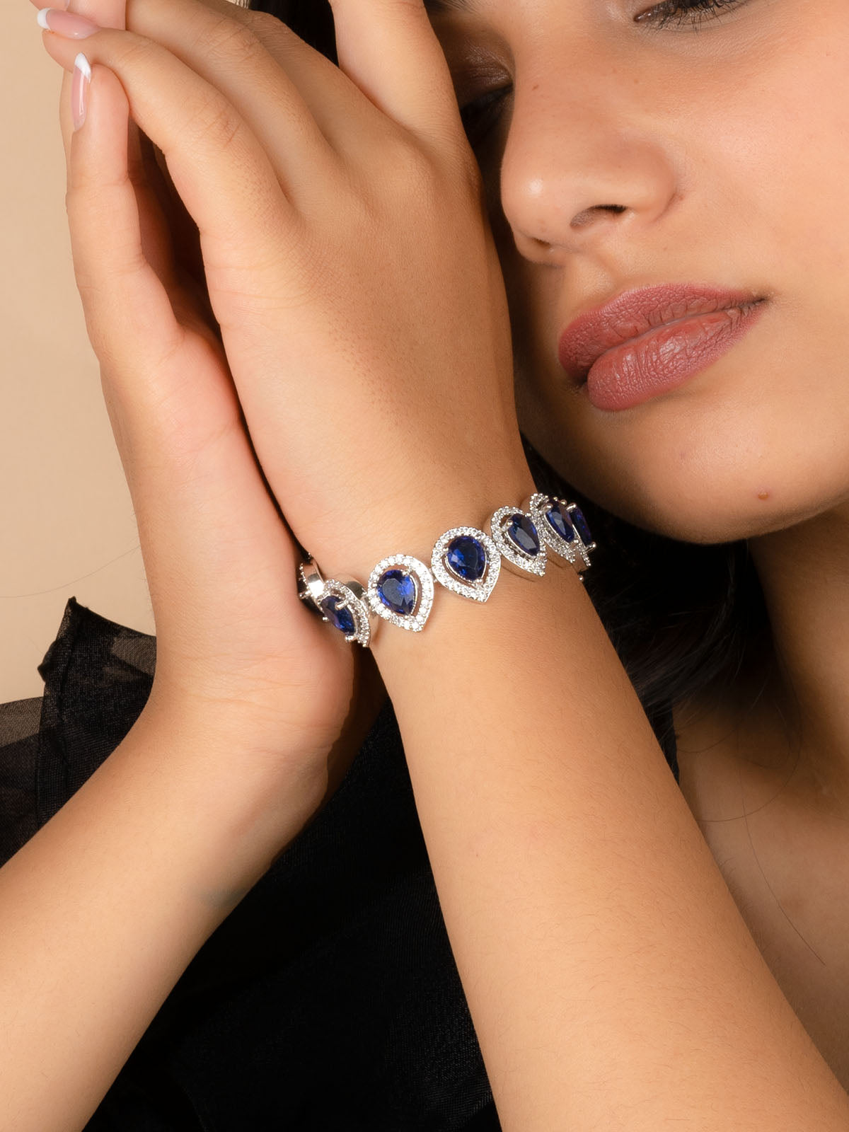 CZBRAC95BL - Blue Faux Diamond Bracelet