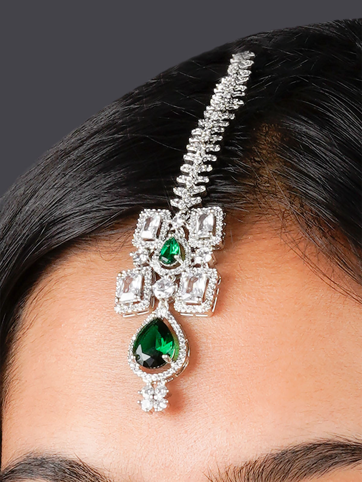 CZSET326GR - Green Color Silver Plated Faux Diamond Necklace Set