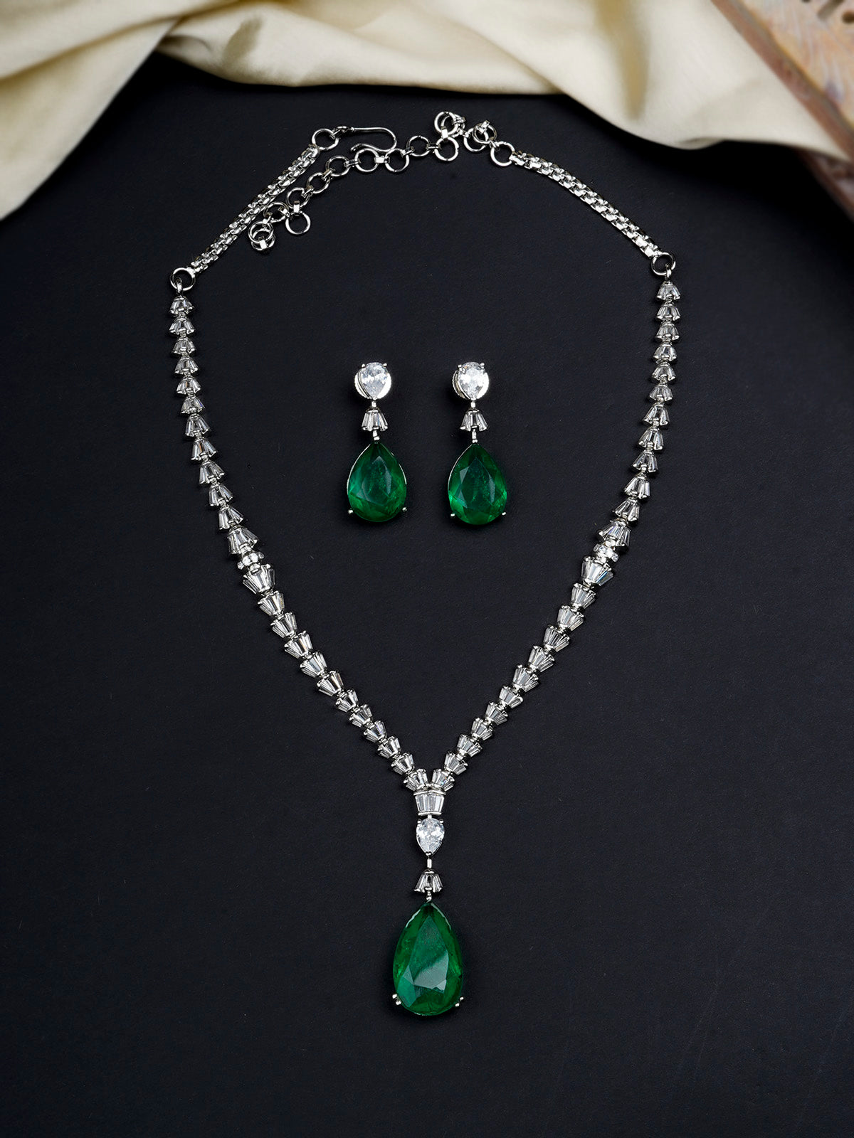 CZSET328GR - Green Color Silver Plated Faux Diamond Necklace Set