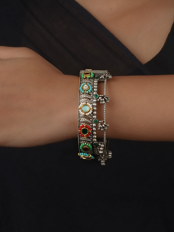 Multicolor Tribal Bangle (1 Piece) - EK-SFBANGLE77