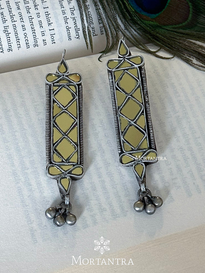 EK-SFEAR244Y - Tribal Earrings