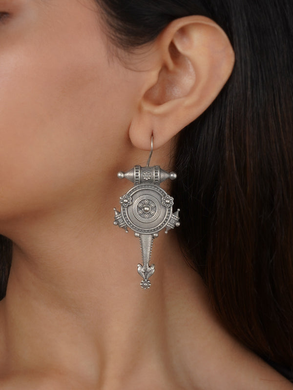 EK-SFEAR248 - Grey Color Tribal Earrings