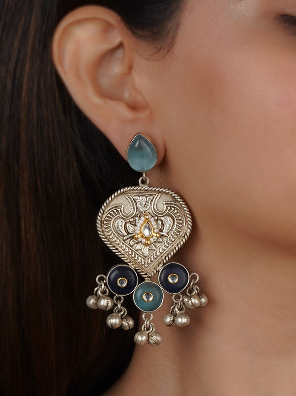 EK-SFEAR356 - Silver Plated Tribal Earrings