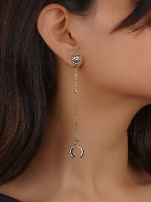 Grey Color Silver Plated Tribal Earrings - EK-SFEAR469