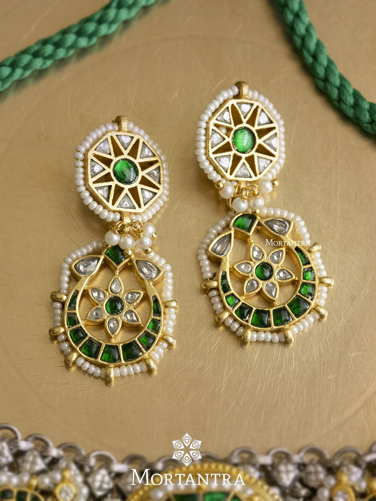 EK-SFSET138WGR - Green Color Tribal Necklace Set – Mortantra