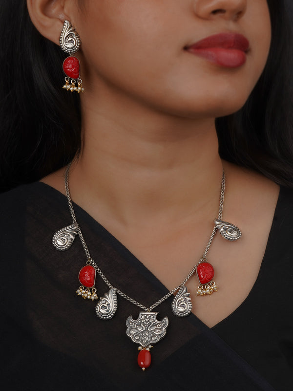 Red Color Silver Plated Tribal Necklace Set - EK-SFSET362R