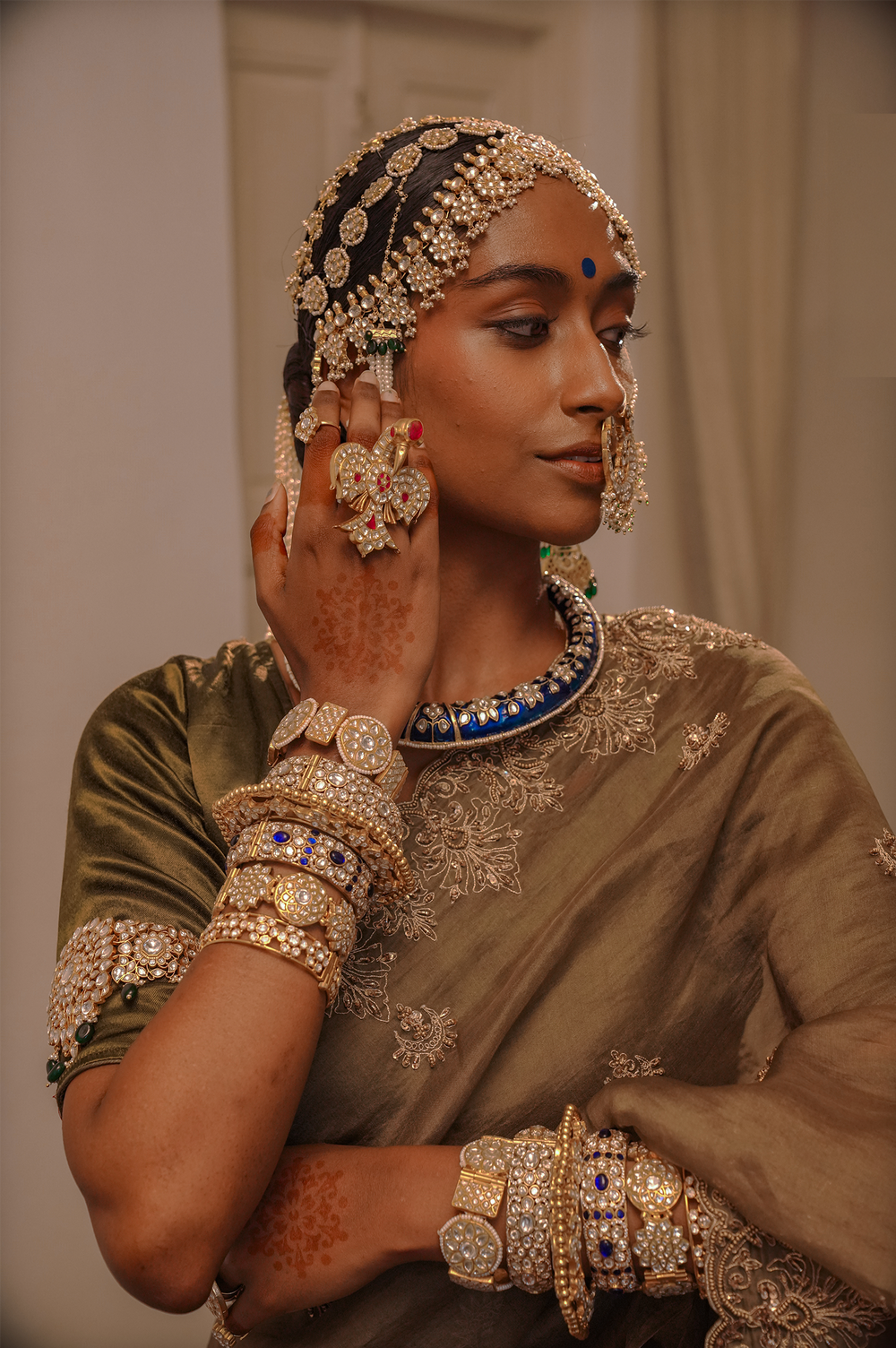 JADAU KUNDAN