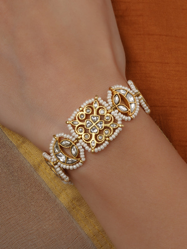 White Color Gold Plated Jadau Kundan Bracelet (1 Piece) - MBRAC60W