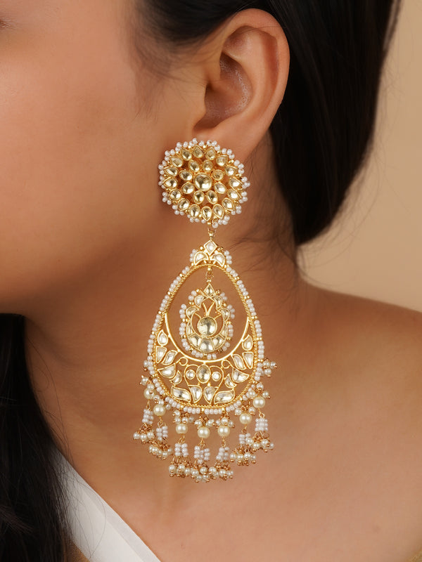 ME974Y - White color Gold Plated Jadau Kundan Earrings