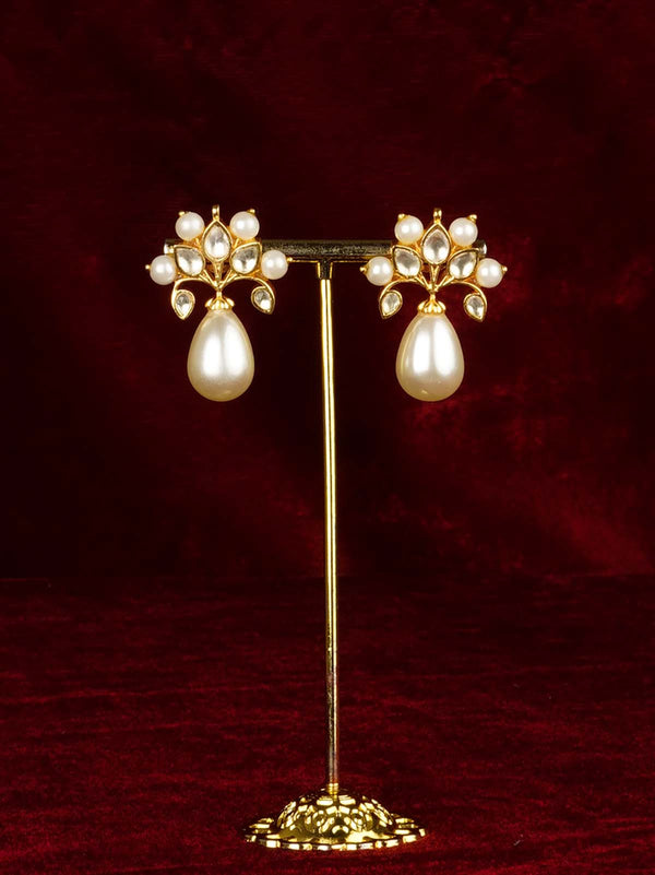 White Color Gold Plated Jadau Kundan Earrings - ME979YA