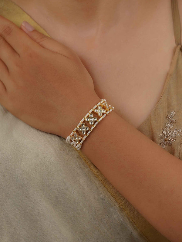 MHP111Y - White Color Gold Plated Jadau Kundan Bracelet