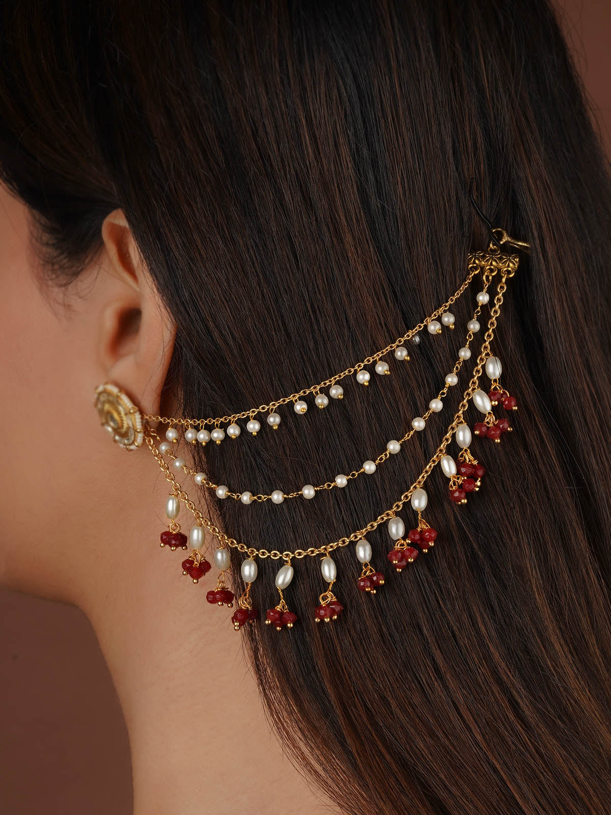 Earchains