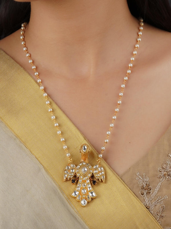 MN141Y - White Color Gold Plated Jadau Kundan Necklace