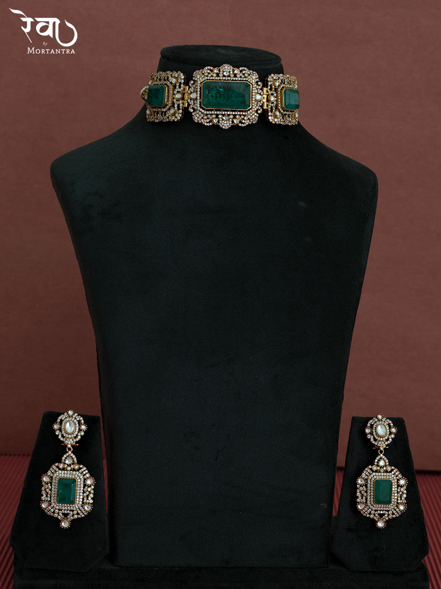 MO-S30WGR - Green Color Faux Diamond Necklace Set