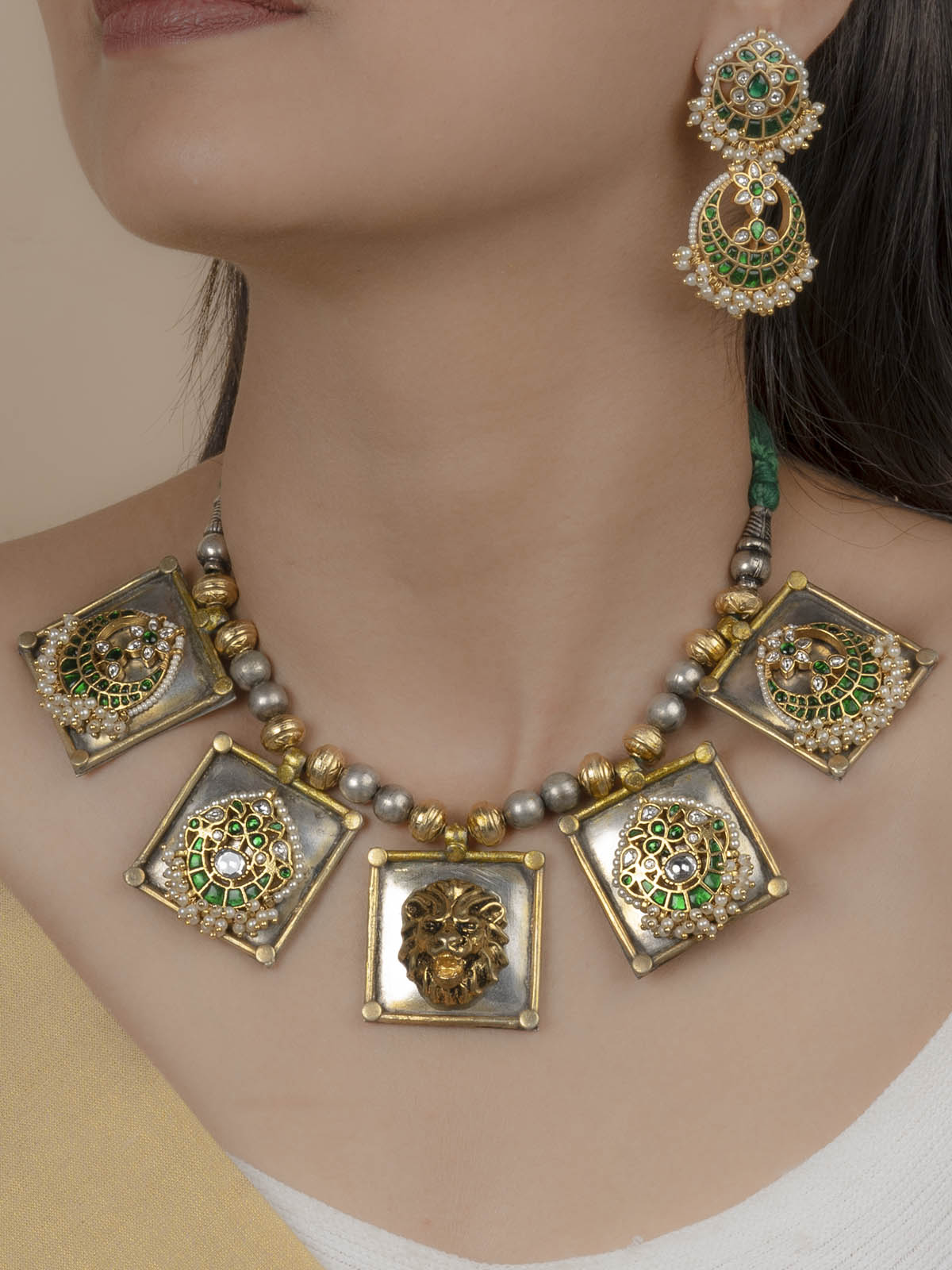 MR-S515- Green Color Gold Plated Jadau Mishr Short Necklace Set