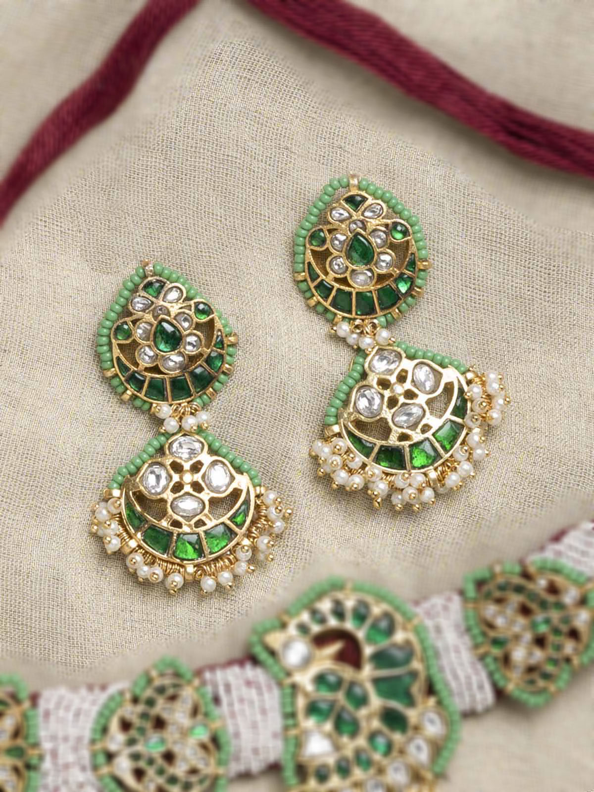 MR-S569WGR - Green Color Jadau Mishr Choker Necklace Set