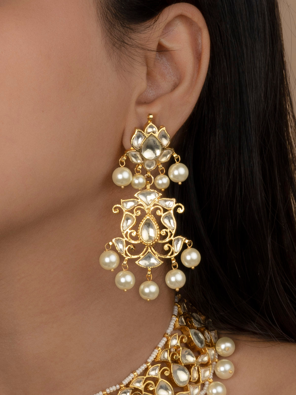 MS1665Y - White Color Gold Plated Jadau Kundan Short Choker Necklace Set