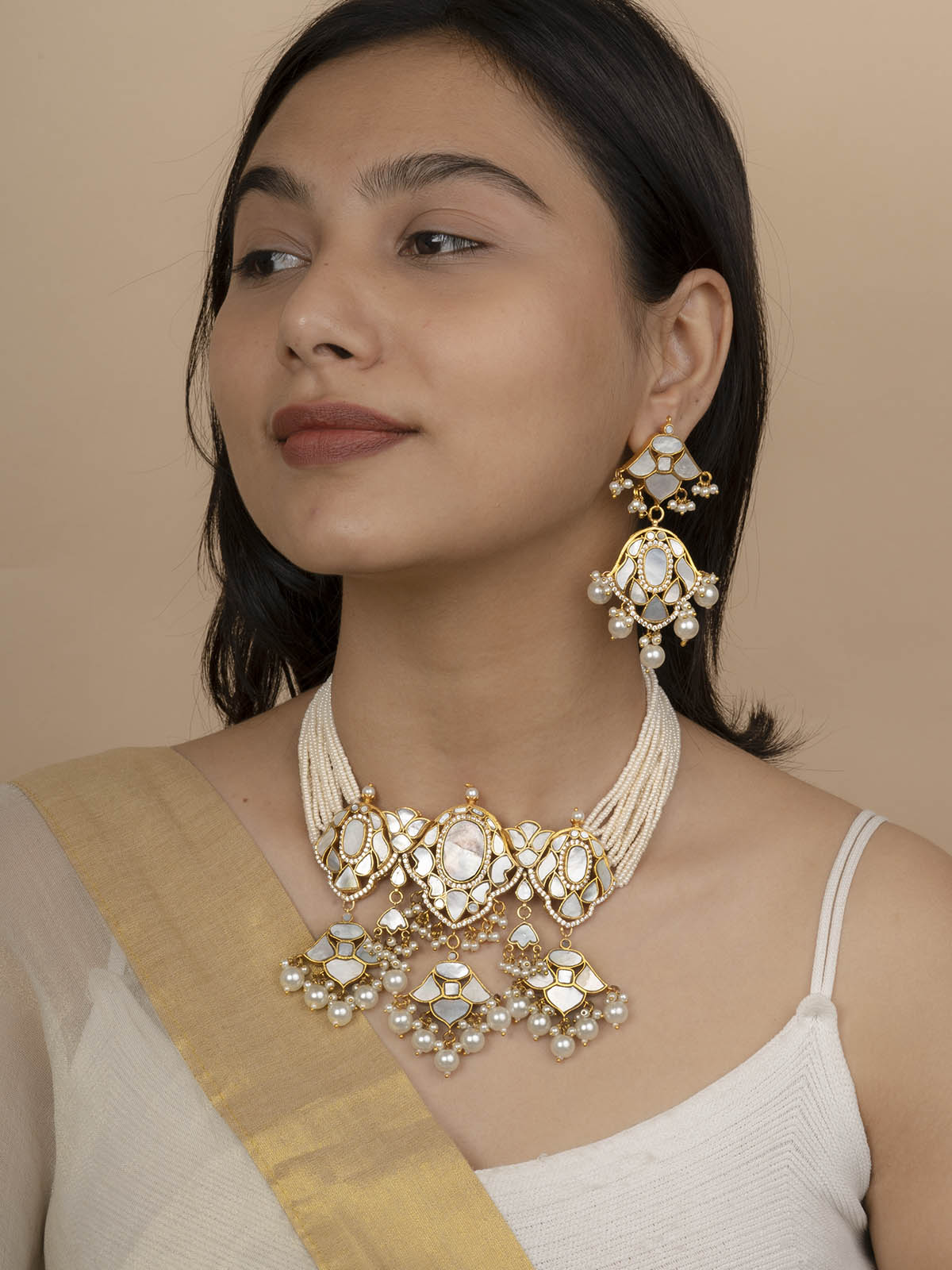 MS1987 - White Color Gold Plated Jadau Kundan Choker Necklace Set