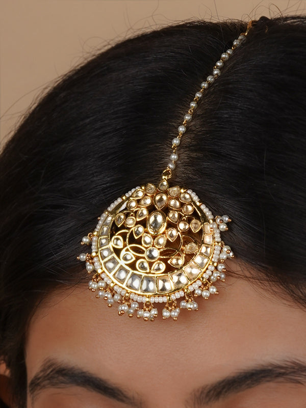 MT438Y - White Color Gold Plated Jadau Kundan Maangteeka