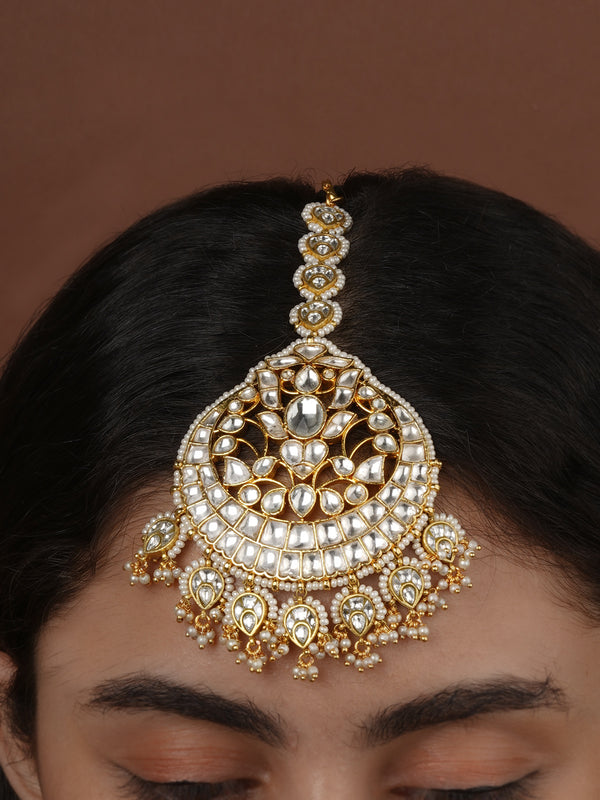 White Color Gold Plated Jadau Kundan Maangteeka - MT551W
