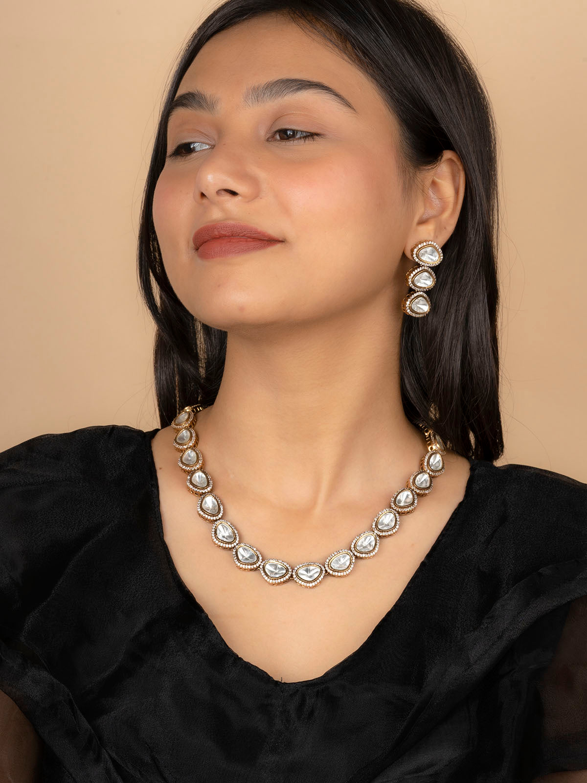 PK-S123 - White Color Faux Diamond Short Necklace Set