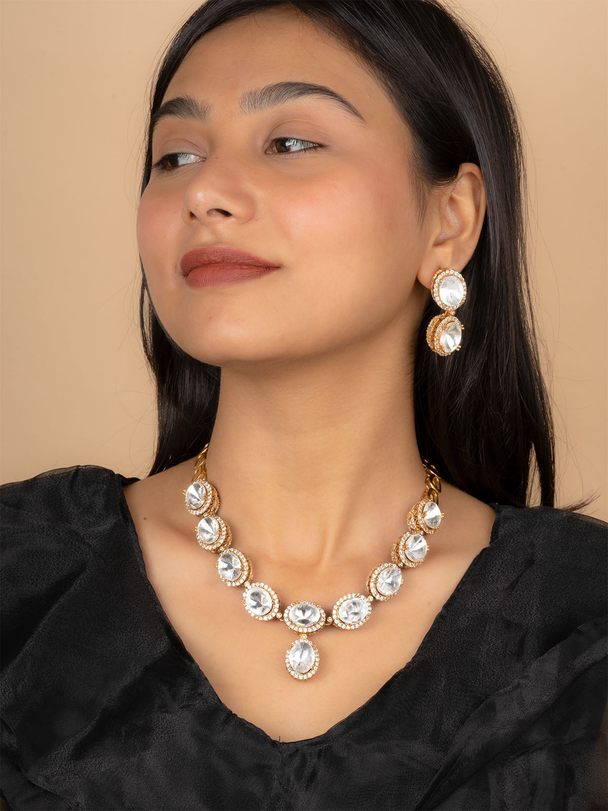 PK-S127 - White Color Faux Diamond Short Necklace Set