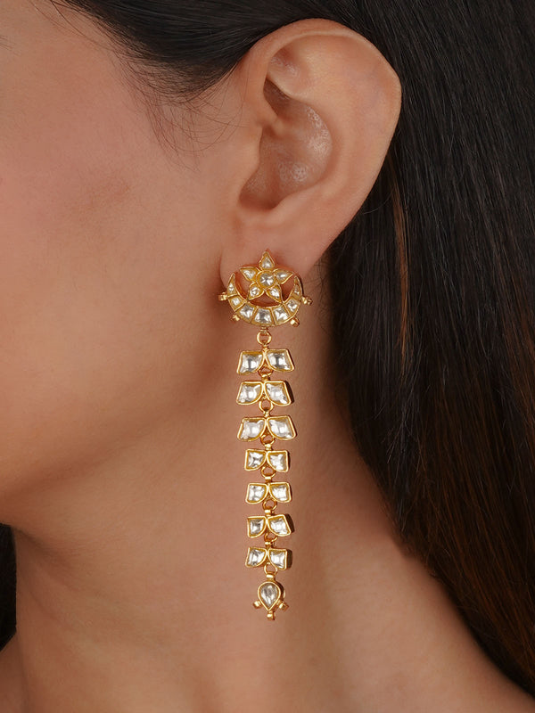 White Color Gold Plated Thappa Jadau Kundan Earrings - TJ-E123