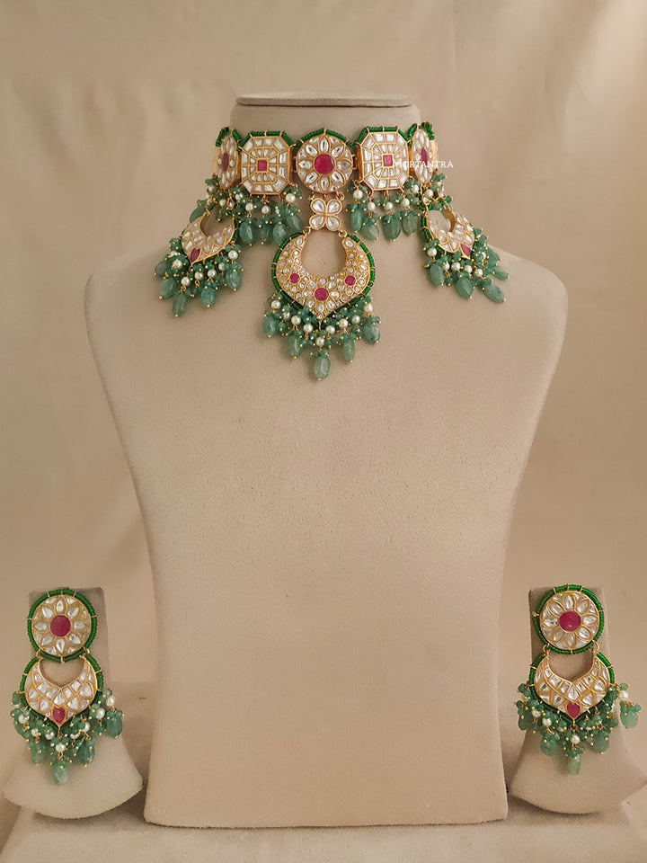 TJ-S22WP - Thappa Jadau Kundan Necklace Set