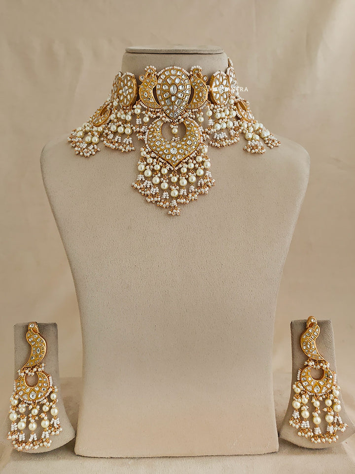 TJ-S36 - White Color Gold Plated Bridal Thappa Jadau Kundan Medium Choker Necklace Set