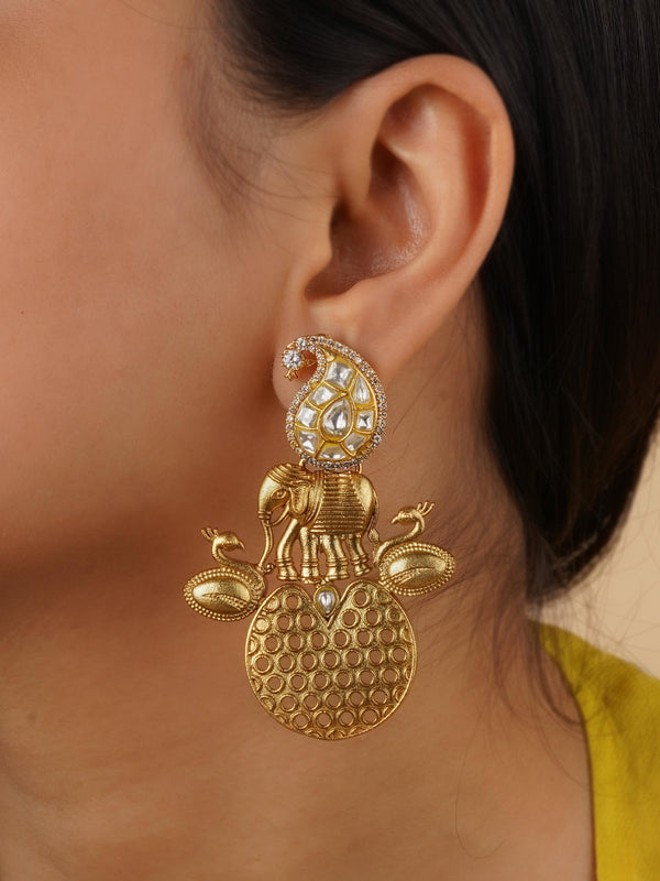 TR-EAR82W - White Color Gold Plated Earrings