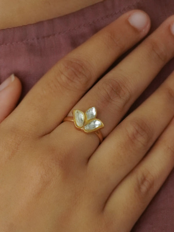 TR-RNG26 - White Color Gold Plated Ring