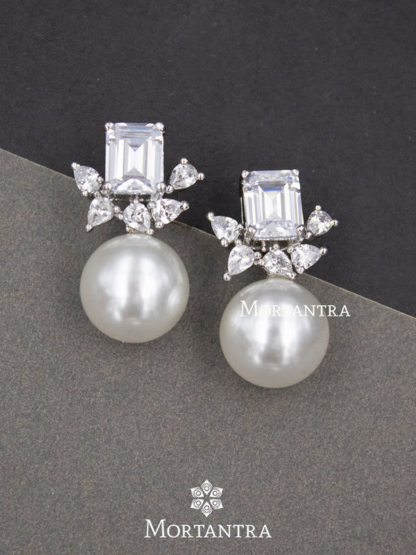 CZEAR396 - Faux Diamond Earrings
