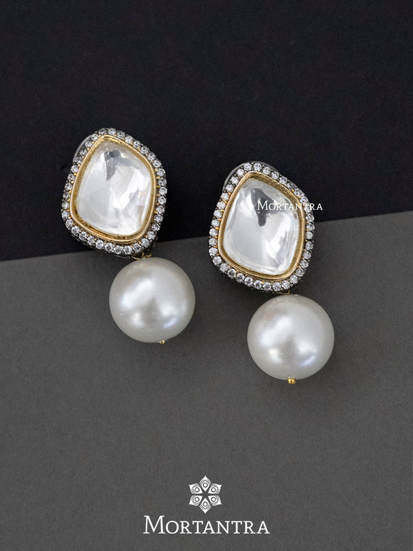 CZEAR425 - Faux Diamond Earrings