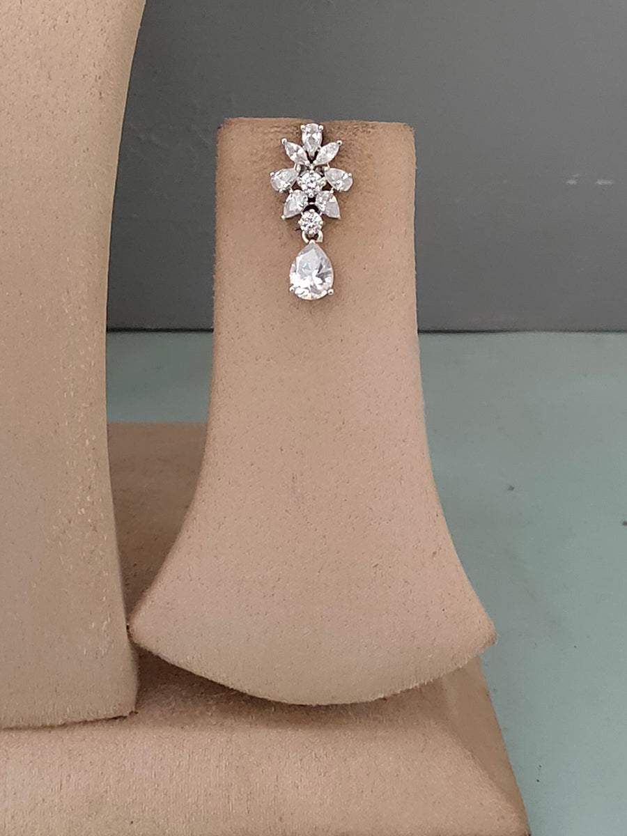 CZSET219 - White Color Faux Diamond Delicate Medium Necklace Set