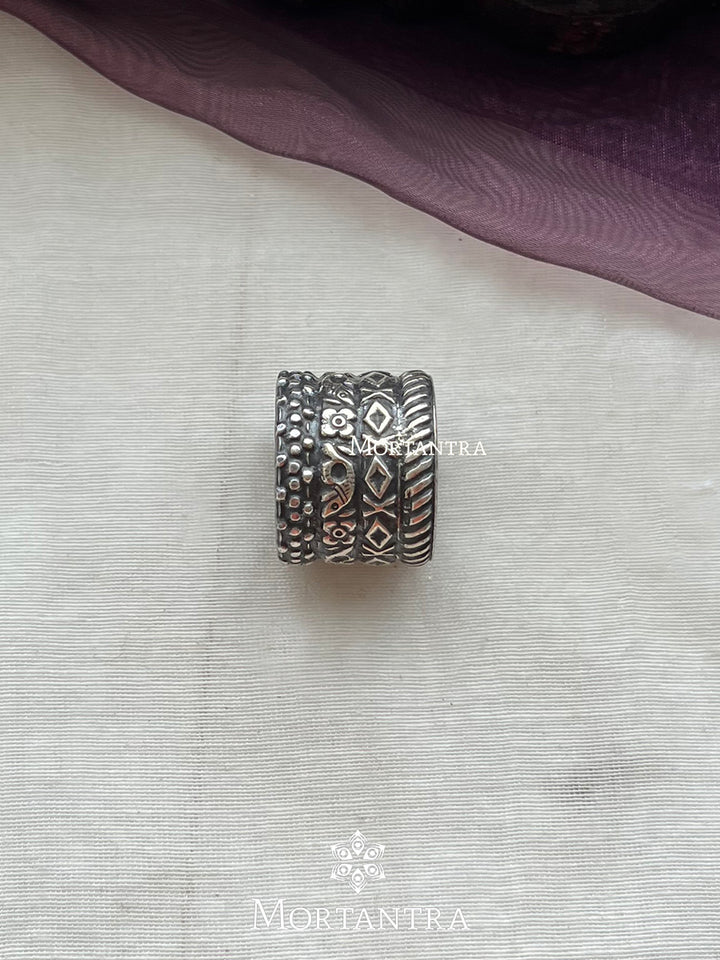 EK-SFRNG80SL925 - Tribal Ring